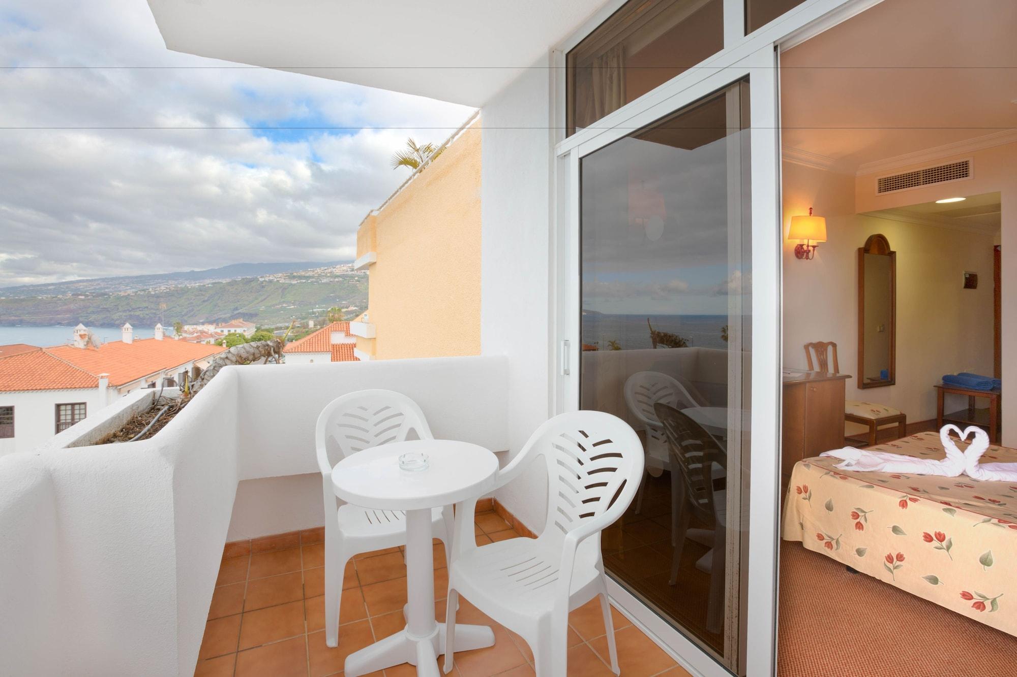 Complejo Bluesea Puerto Resort Compuesto Por Hotel Canarife Y Bonanza Palace Пуерто де ла Крус Екстериор снимка